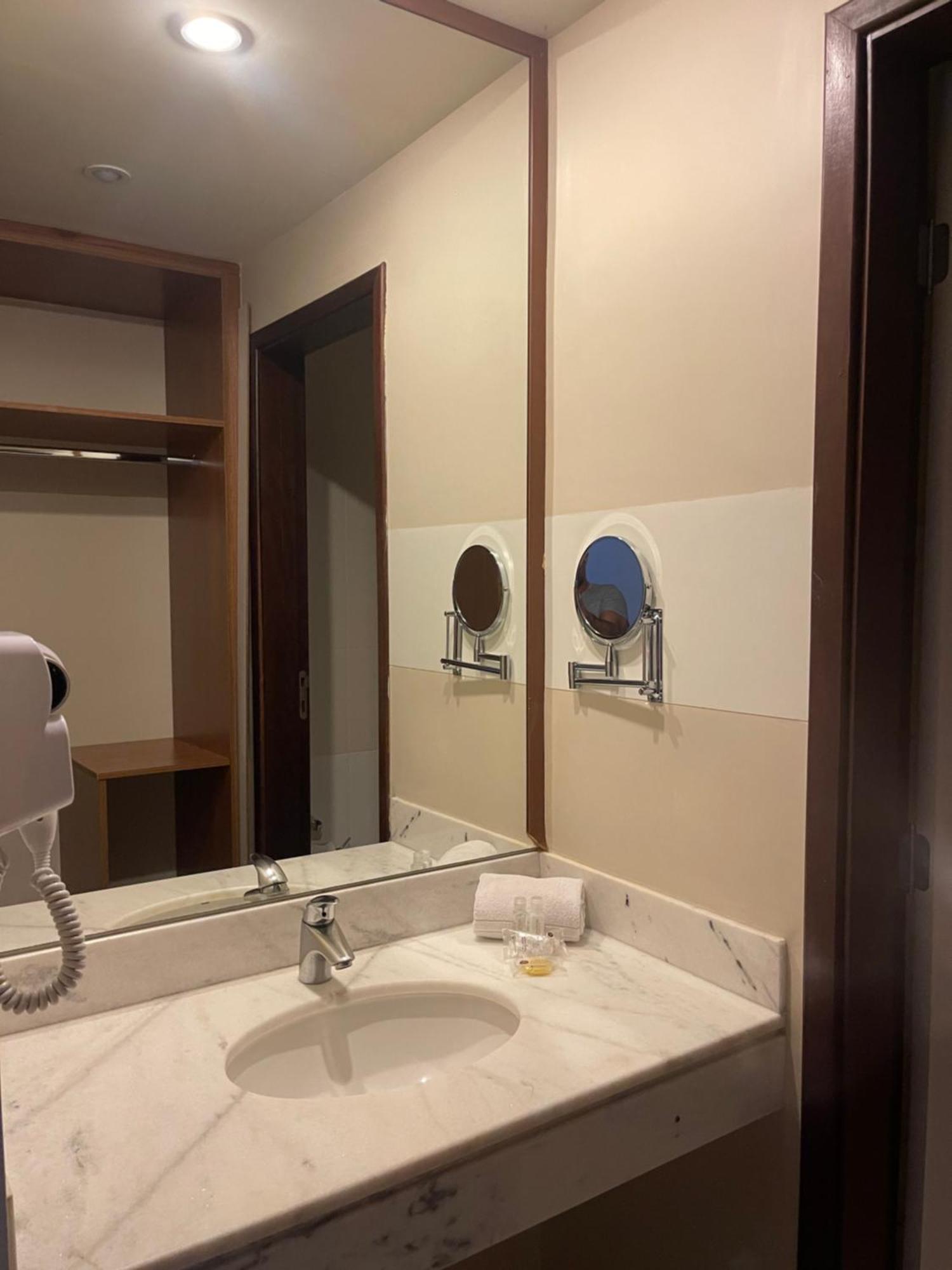 Suite Premium - Metropolitan Square Hotel Bauru Exteriör bild
